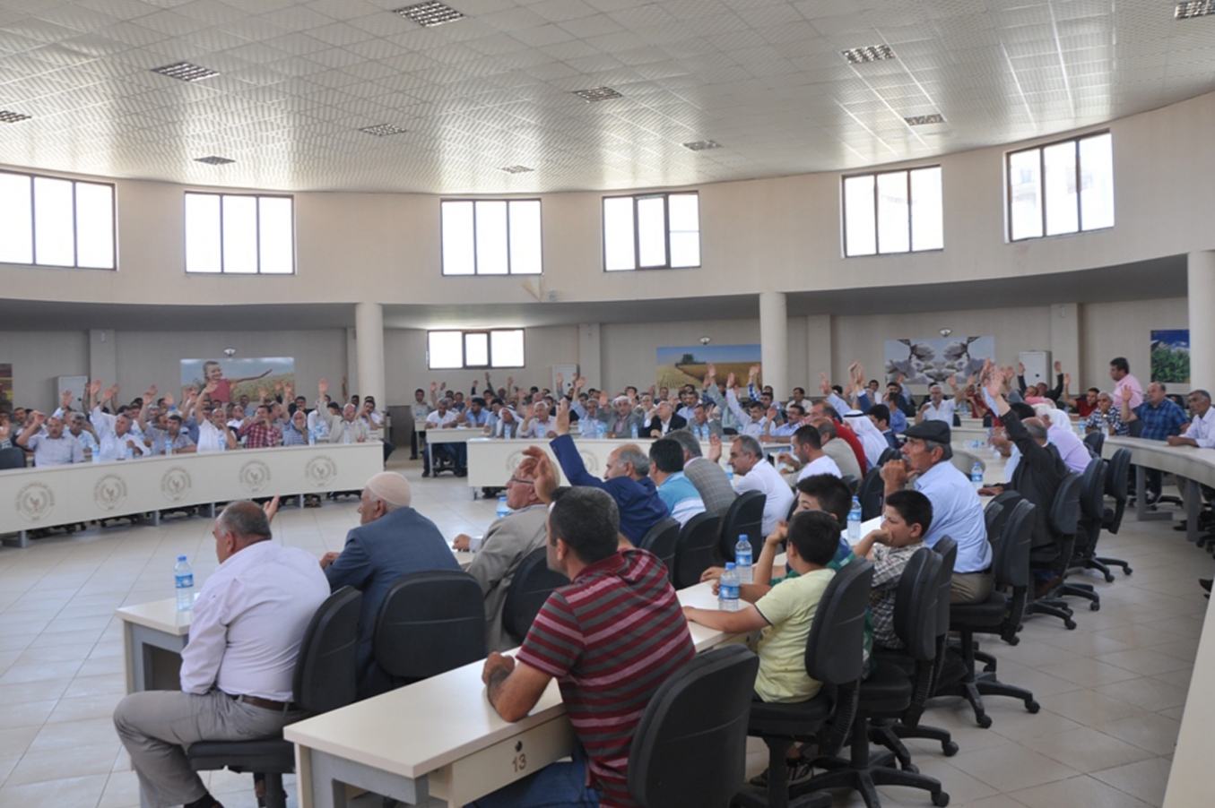 Kızıltepe Zahireciler Derneği Başkanı güven tazeledi Kızıltepe Zahireciler Derneği Başkanı güven tazeledi